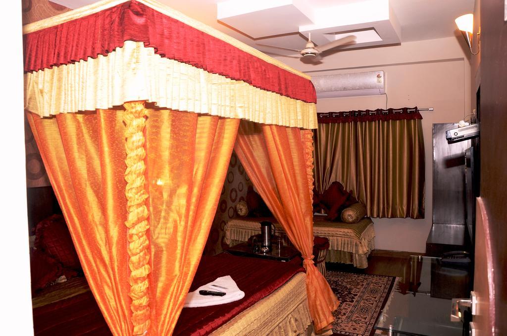 Hotel Kartikey Jaipur Buitenkant foto
