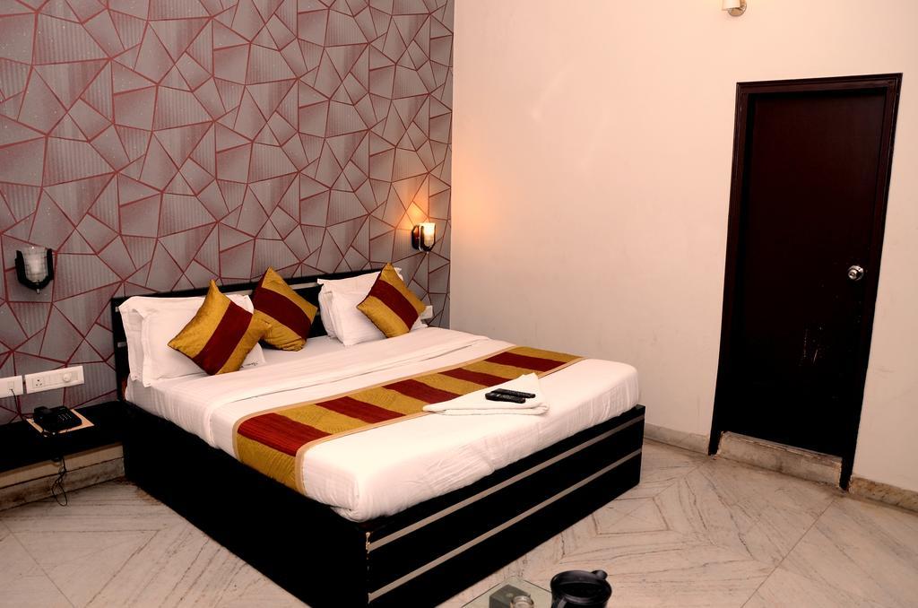 Hotel Kartikey Jaipur Buitenkant foto