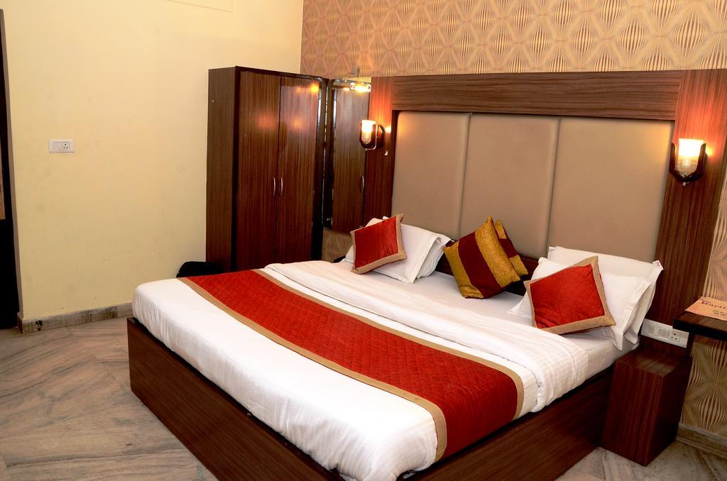 Hotel Kartikey Jaipur Buitenkant foto